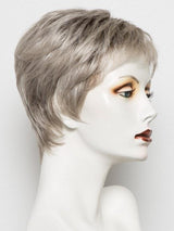 Risk Comfort | Short Synthetic Lace Front Wig